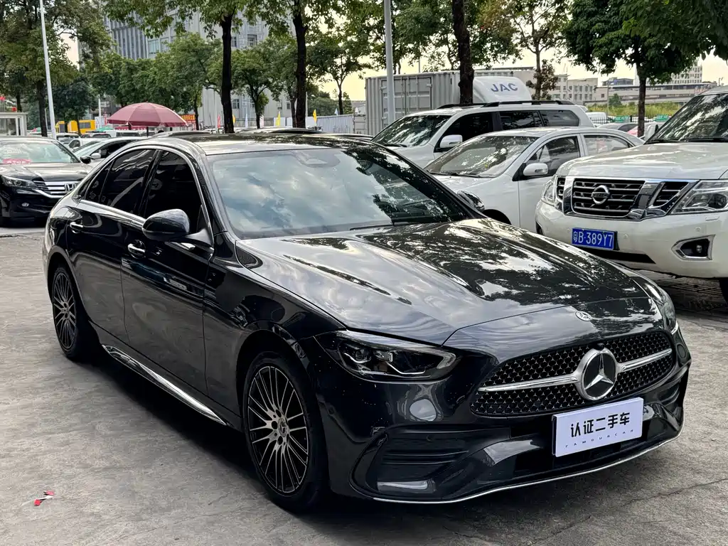 Mercedes-Benz C-Class — миниатюра 3