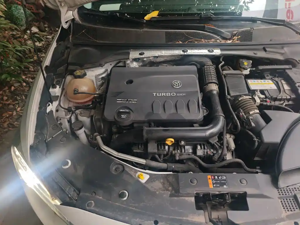 Buick Verano — миниатюра 20