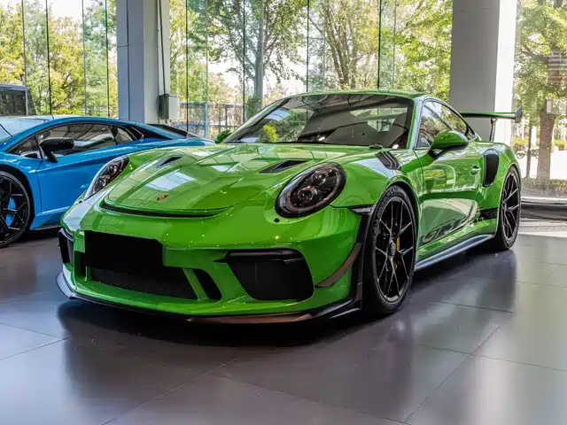 PORSCHE 911 2019
