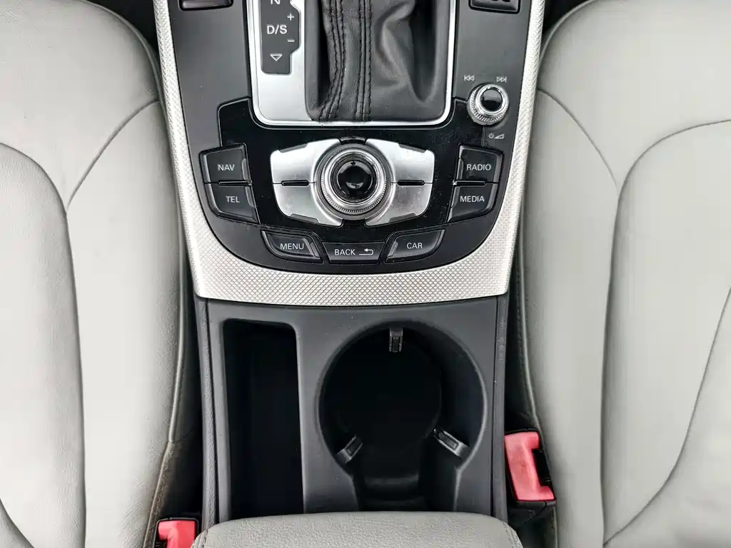 Audi A4 (Import) — миниатюра 14