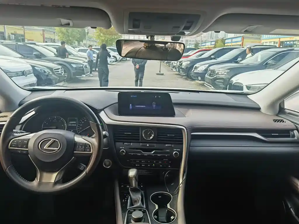 Lexus RX — миниатюра 5
