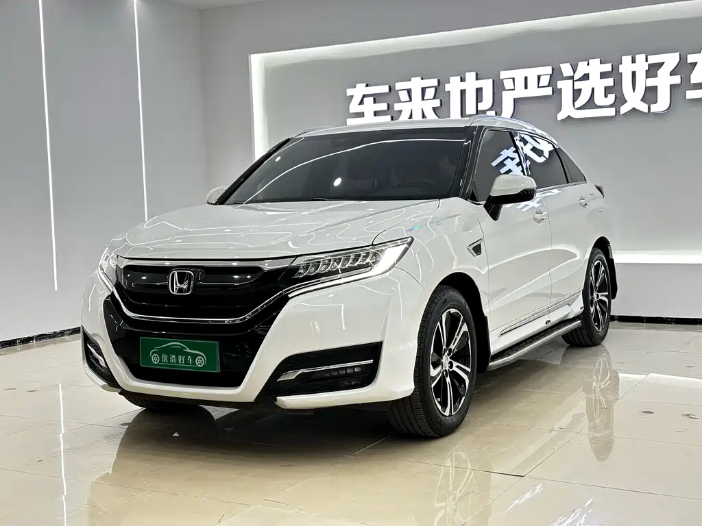 HONDA UR V