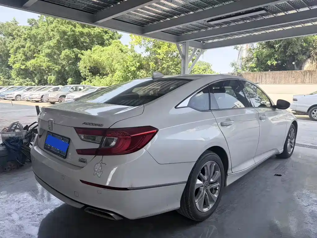 Honda Accord — миниатюра 3