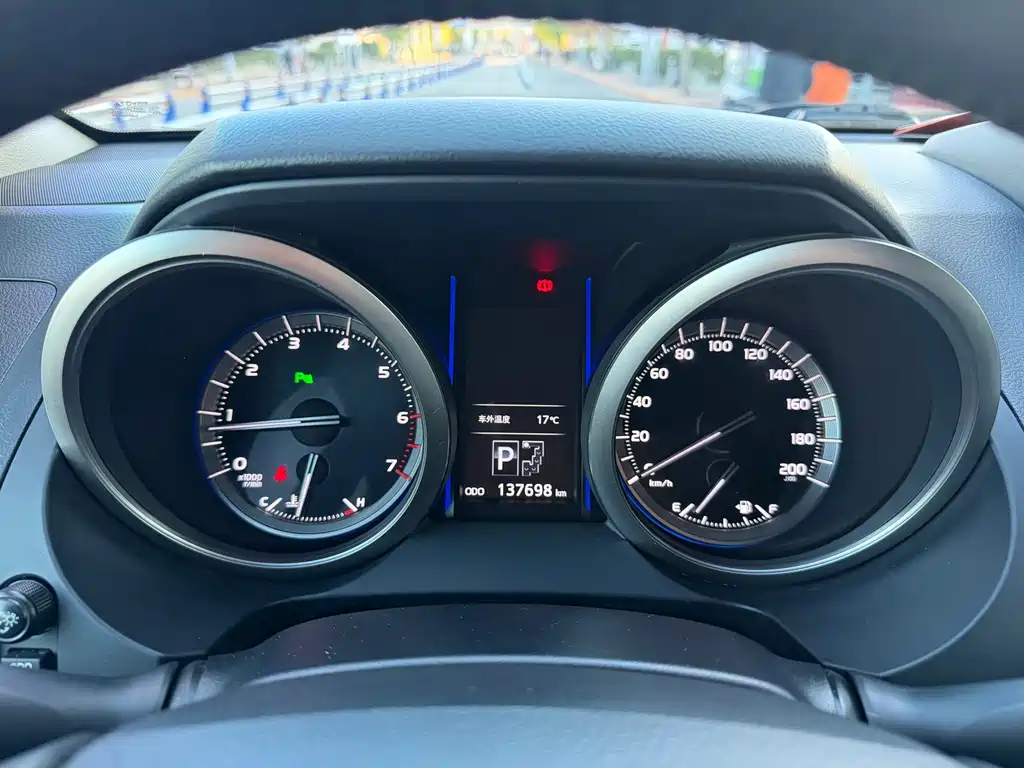 Toyota Prado — миниатюра 15
