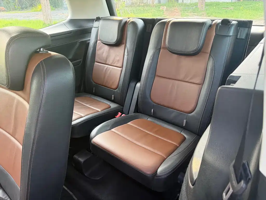 SEAT Олимп. — миниатюра 12
