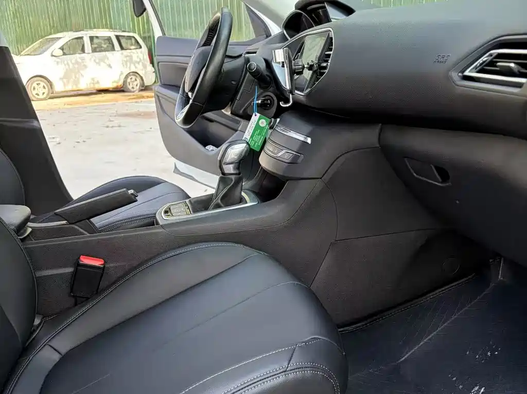 Peugeot 308S 2015 1.2T AT