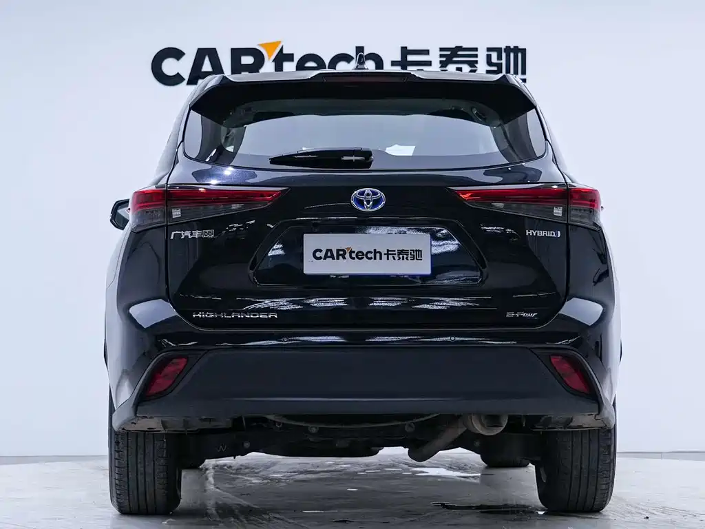 Toyota Highlander 2023 2.5L Elite 7 мест