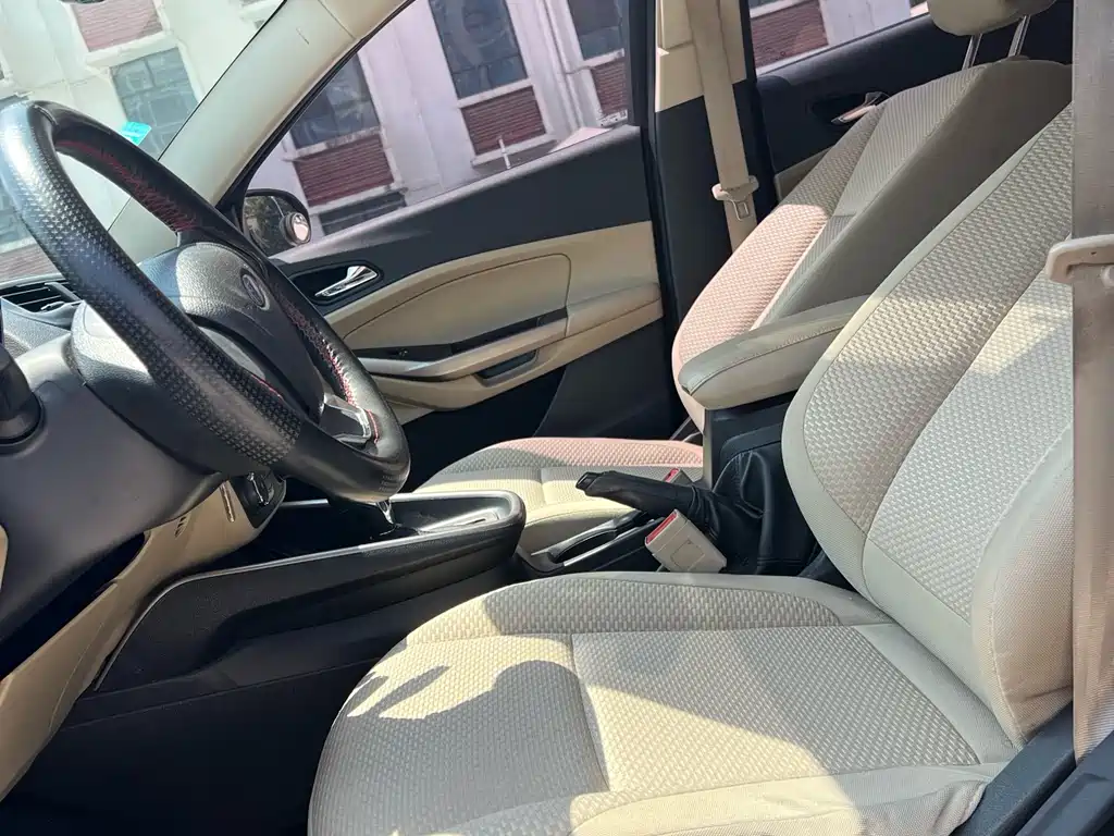 Ford Escort 2017 1.5L AT Comfort