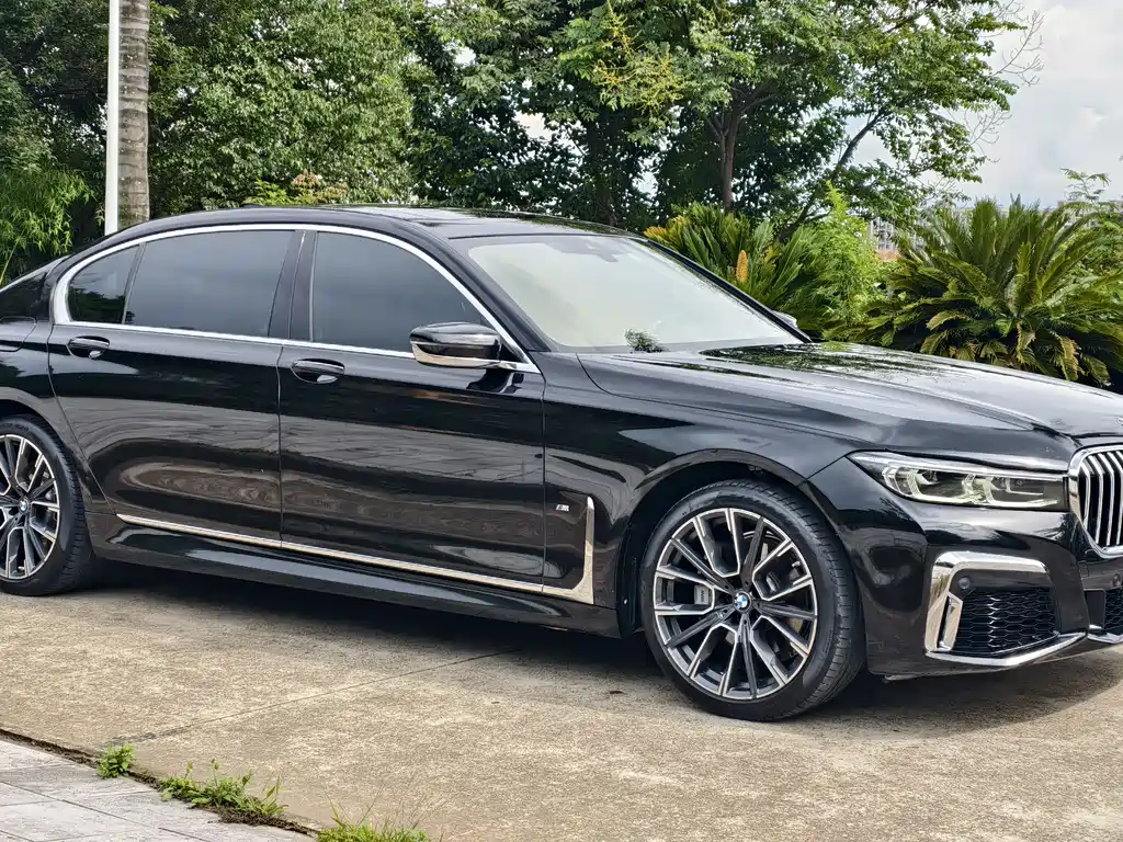 BMW 7 Series 7 2019 740Li Lead M Sport