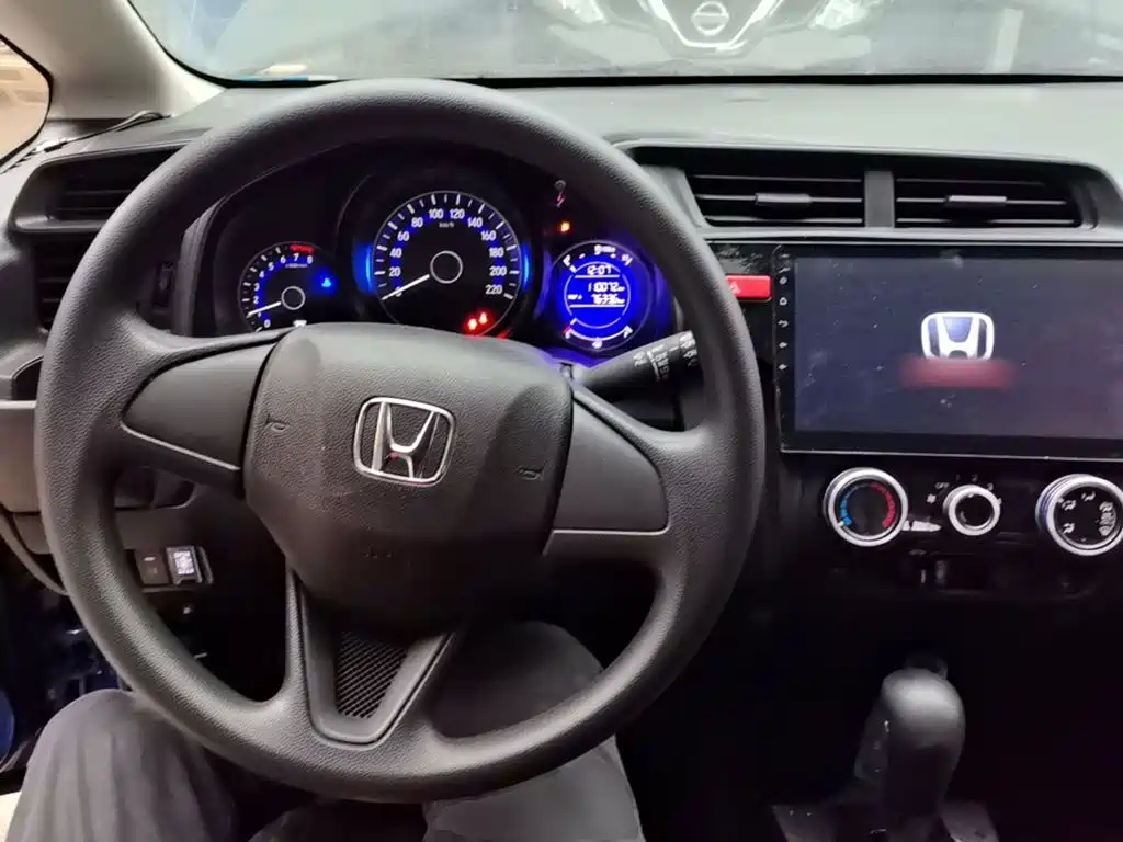 Honda Fit — миниатюра 10