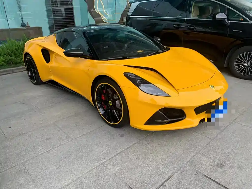 Lotus Emira 2023
