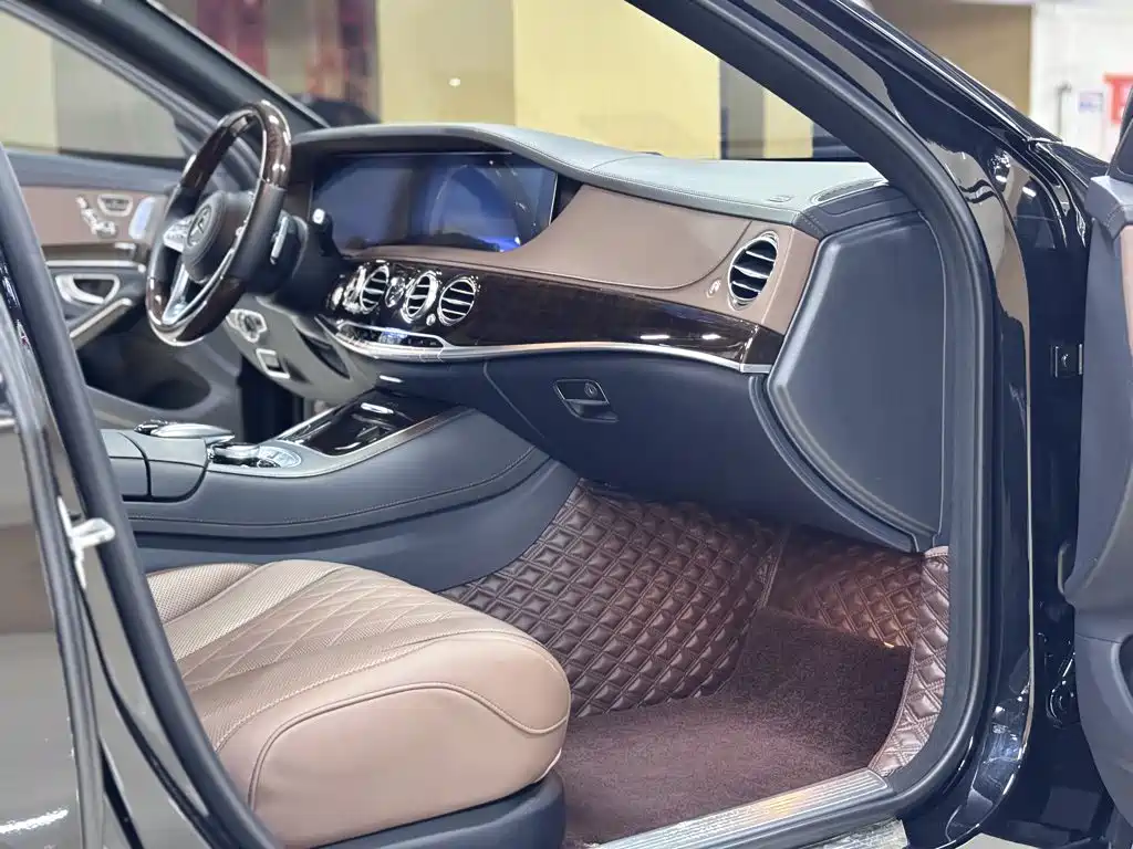 Mercedes-Benz S-Class — миниатюра 19