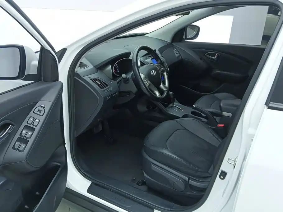 Hyundai ix35 — миниатюра 9