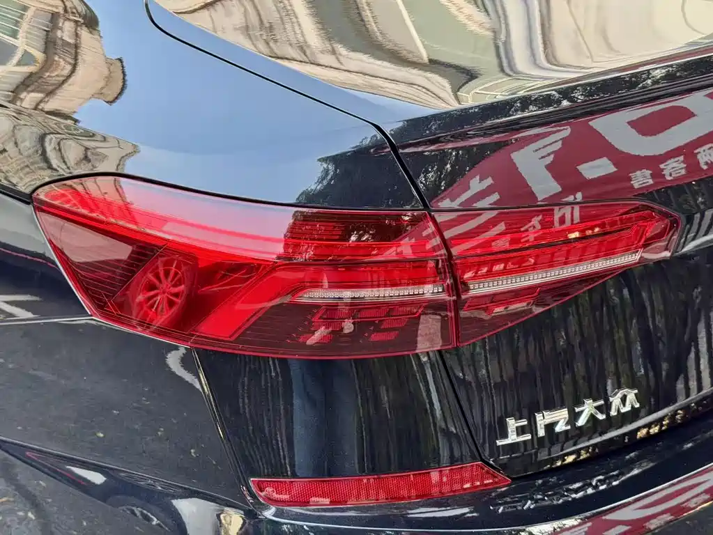 VOLKSWAGEN PASSAT NEW ENERGY