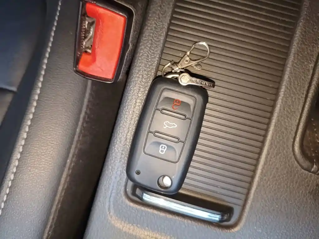 Volkswagen Sagitar — миниатюра 9