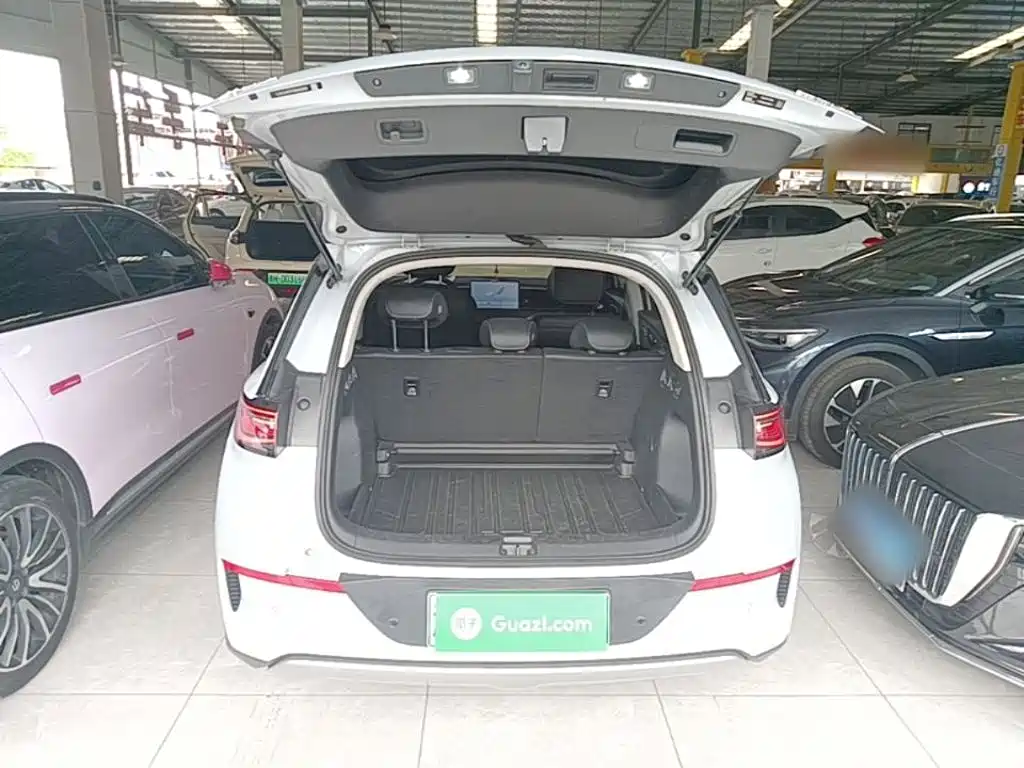 BYD Sealion 05 EV — миниатюра 19