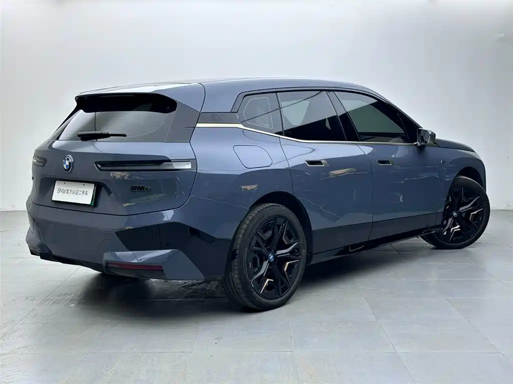 BMW iX M60 2022 M60