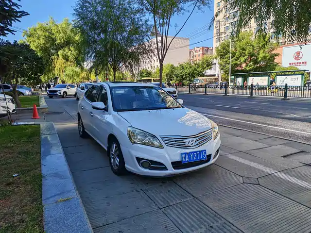 Hyundai Elantra Yuedong