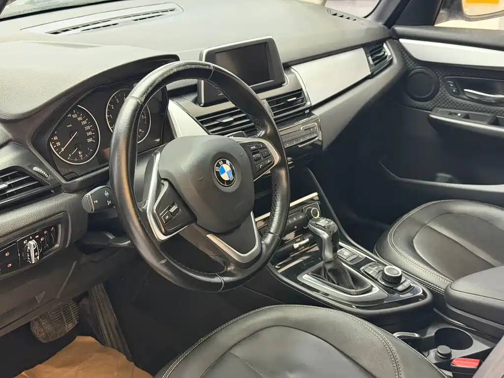 BMW 2 Series Active Tourer 218i Fashion Type, фото 13