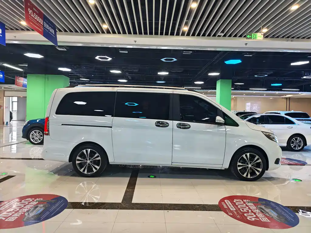 Mercedes-Benz V-Class — миниатюра 4