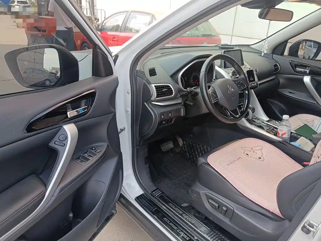 Mitsubishi Eclipse Cross — миниатюра 12