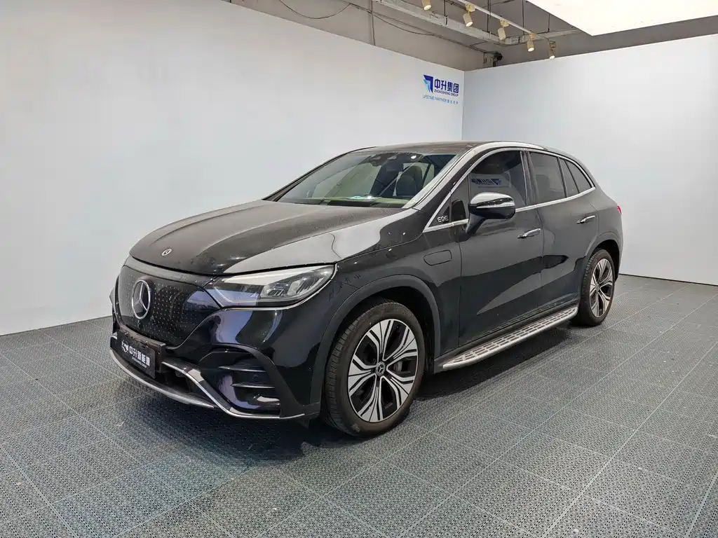 Mercedes-Benz EQE SUV