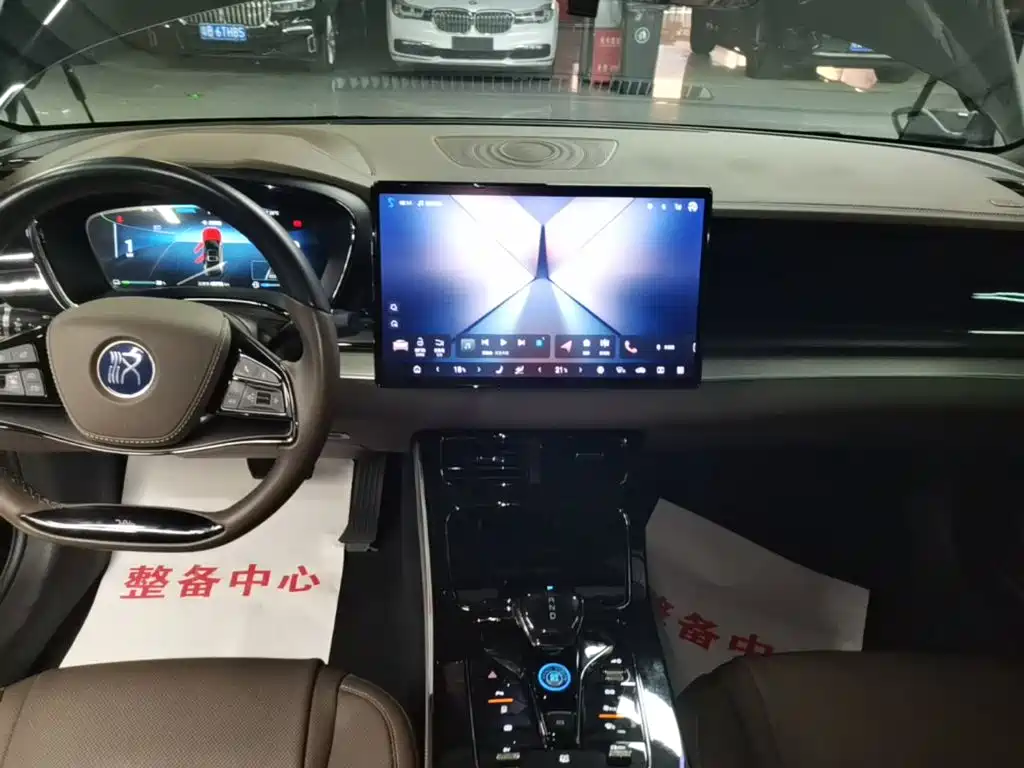BYD Han — миниатюра 13