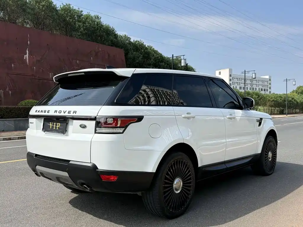 Land Rover Sport — миниатюра 4