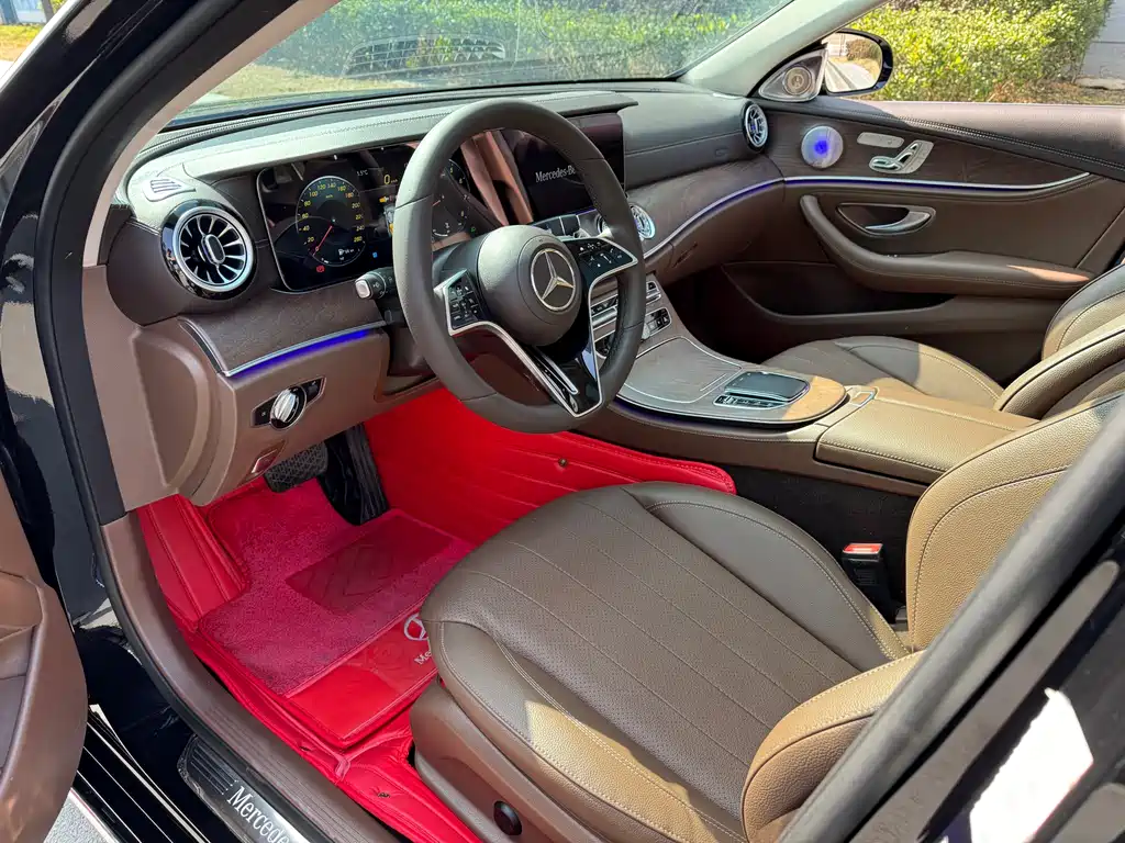 MERCEDES-BENZ E CLASS