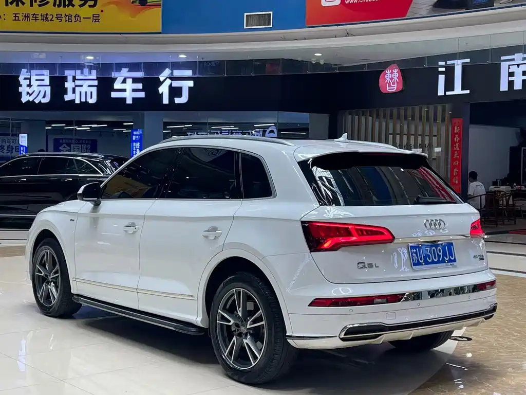 Audi Q5L — миниатюра 9