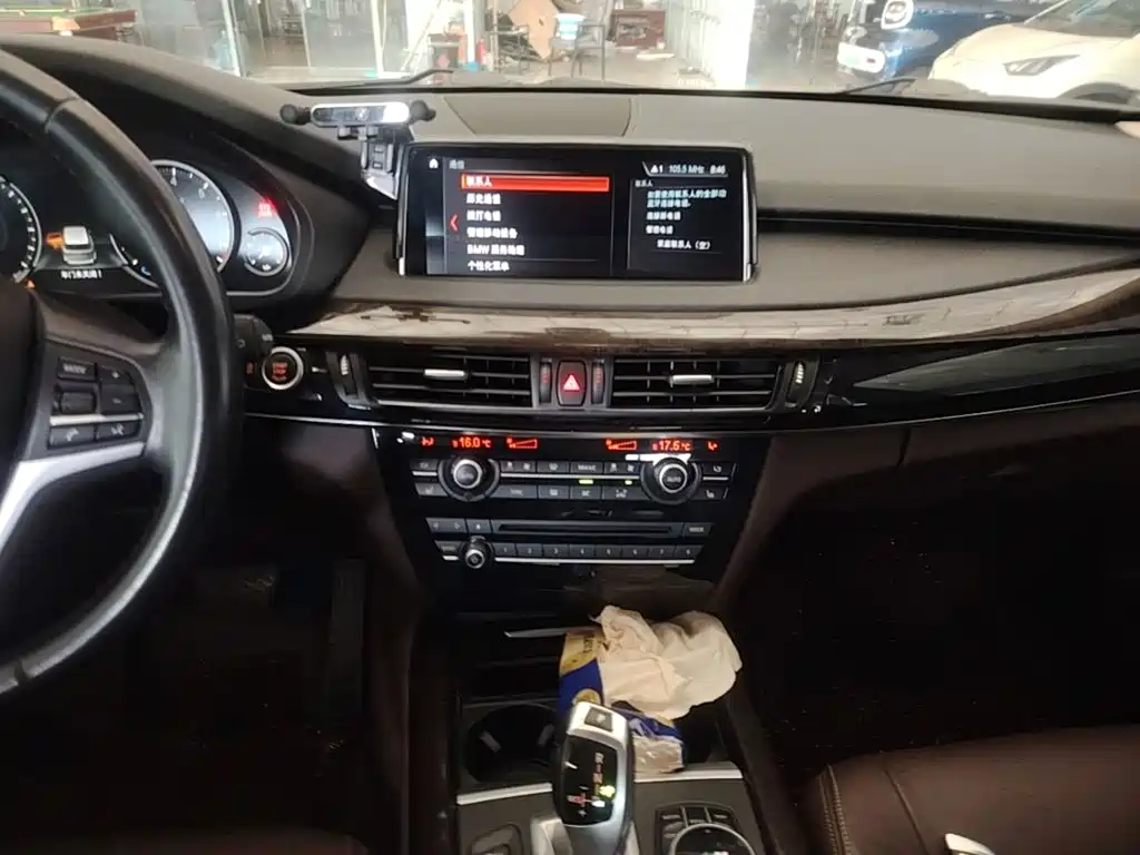 BMW X5 (Import) — миниатюра 13