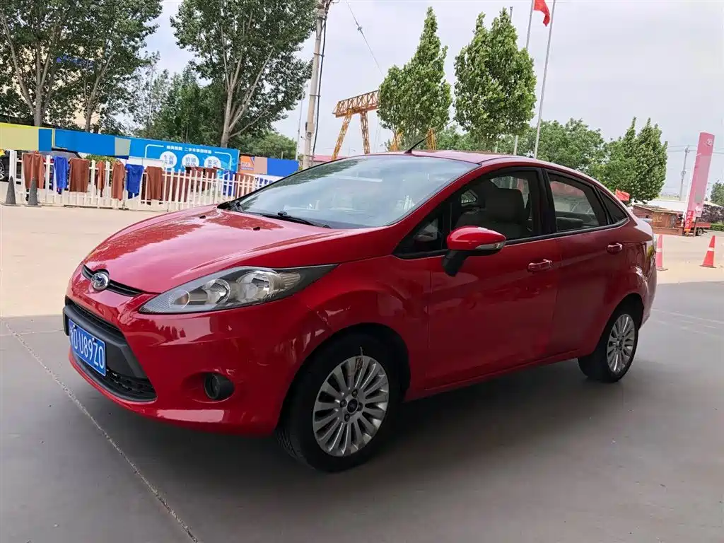 Купить Ford Fiesta