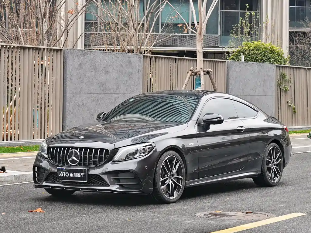MERCEDES-BENZ C CLASS AMG