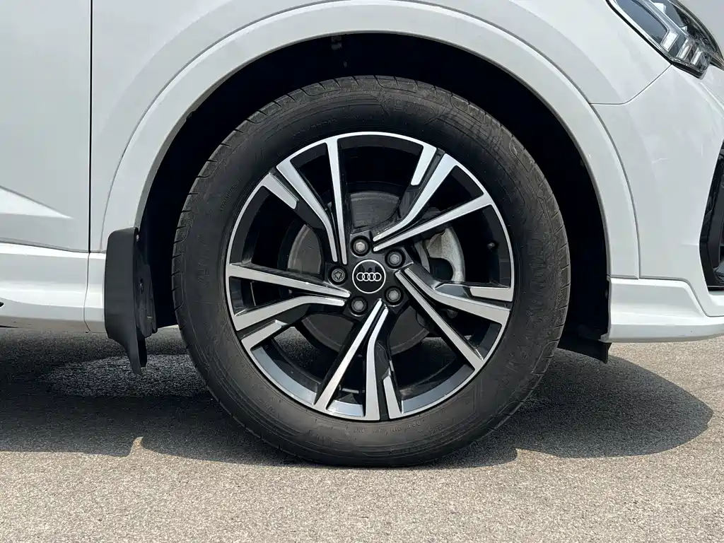 Audi Q3 Sportback — миниатюра 15