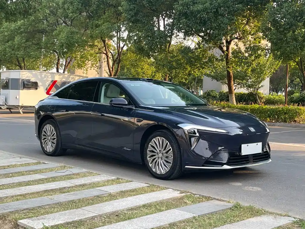 Buick Electra L7 — миниатюра 4
