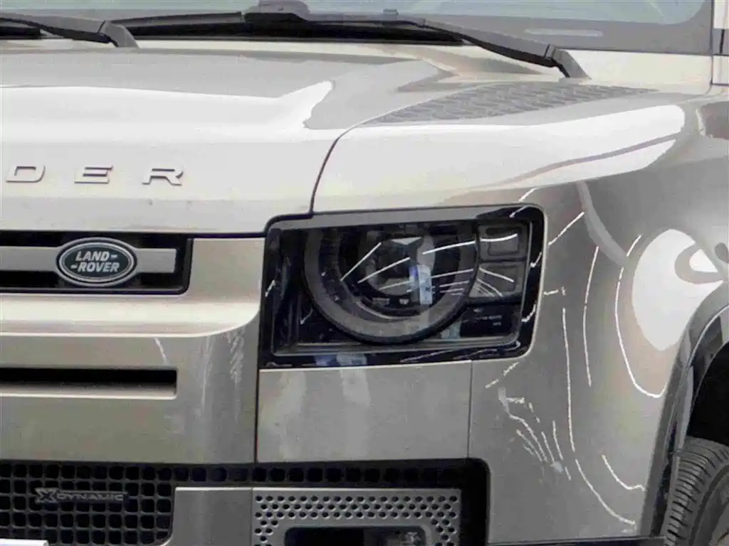 Land Rover Defender — миниатюра 3
