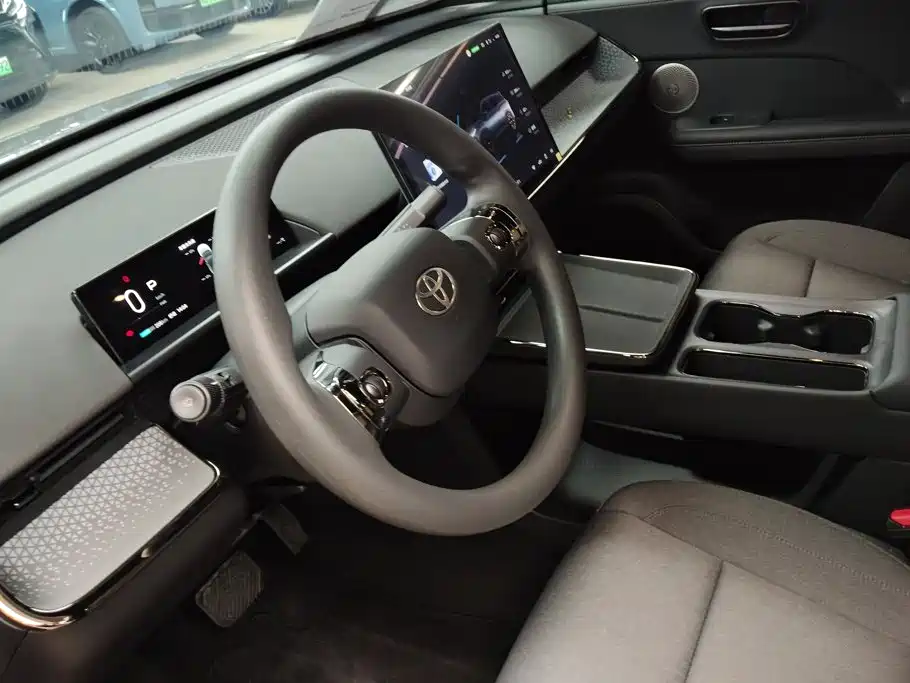 Toyota bZ3X — миниатюра 15