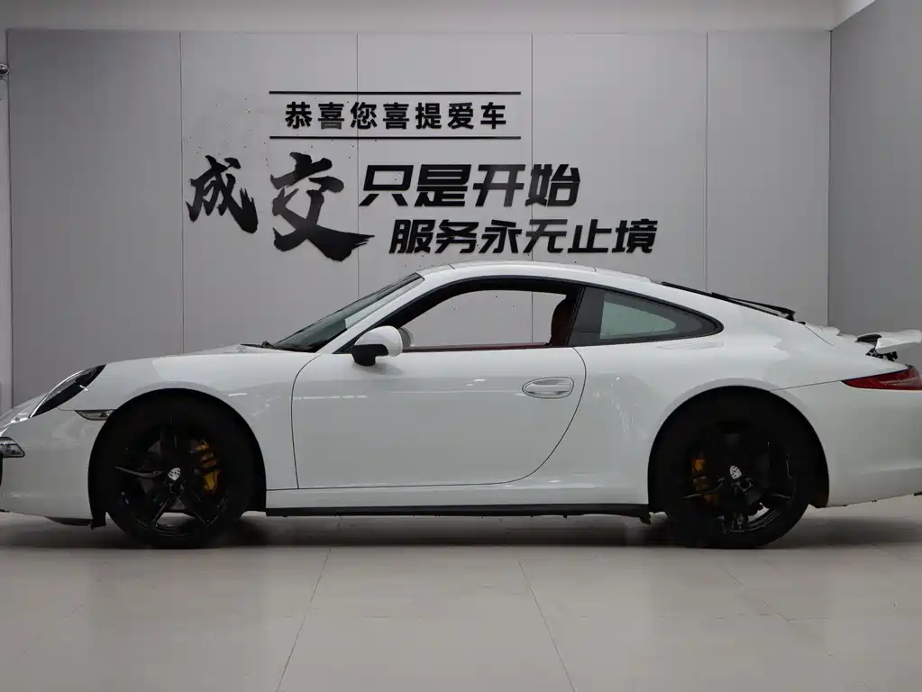 Porsche 911 2015 Carrera 4 3.4L Style Edition