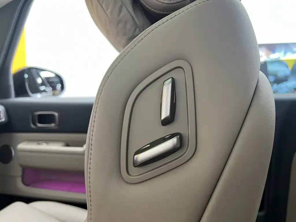 Li Auto Li MEGA — миниатюра 32
