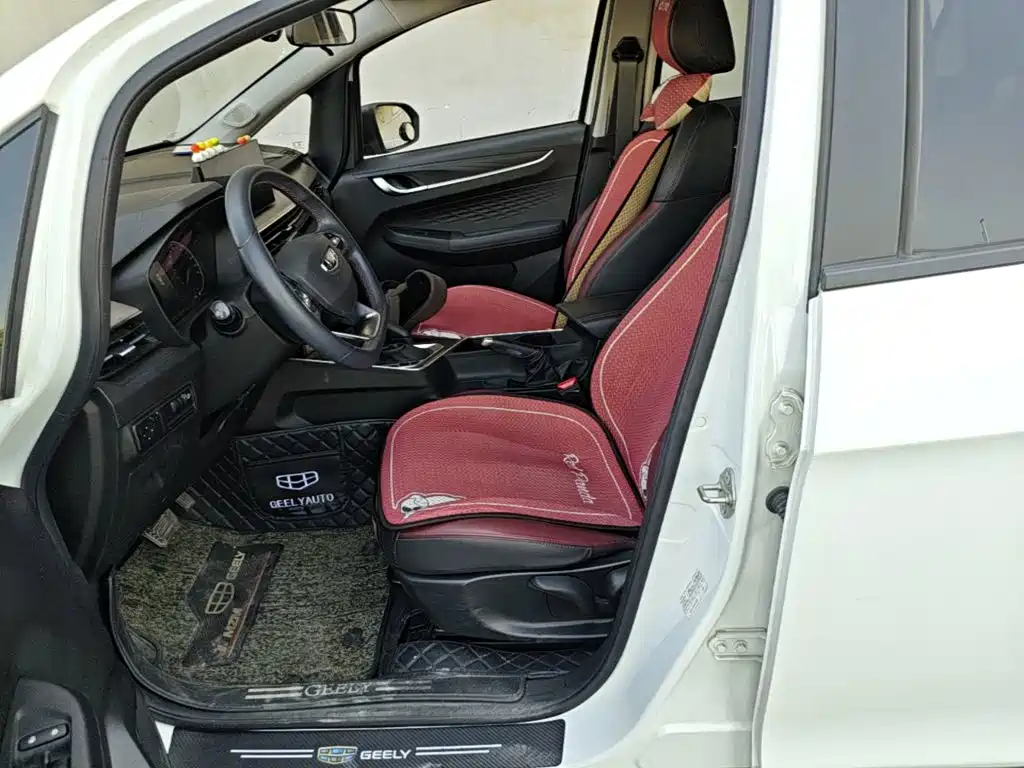 Geely Vision X3 — миниатюра 15