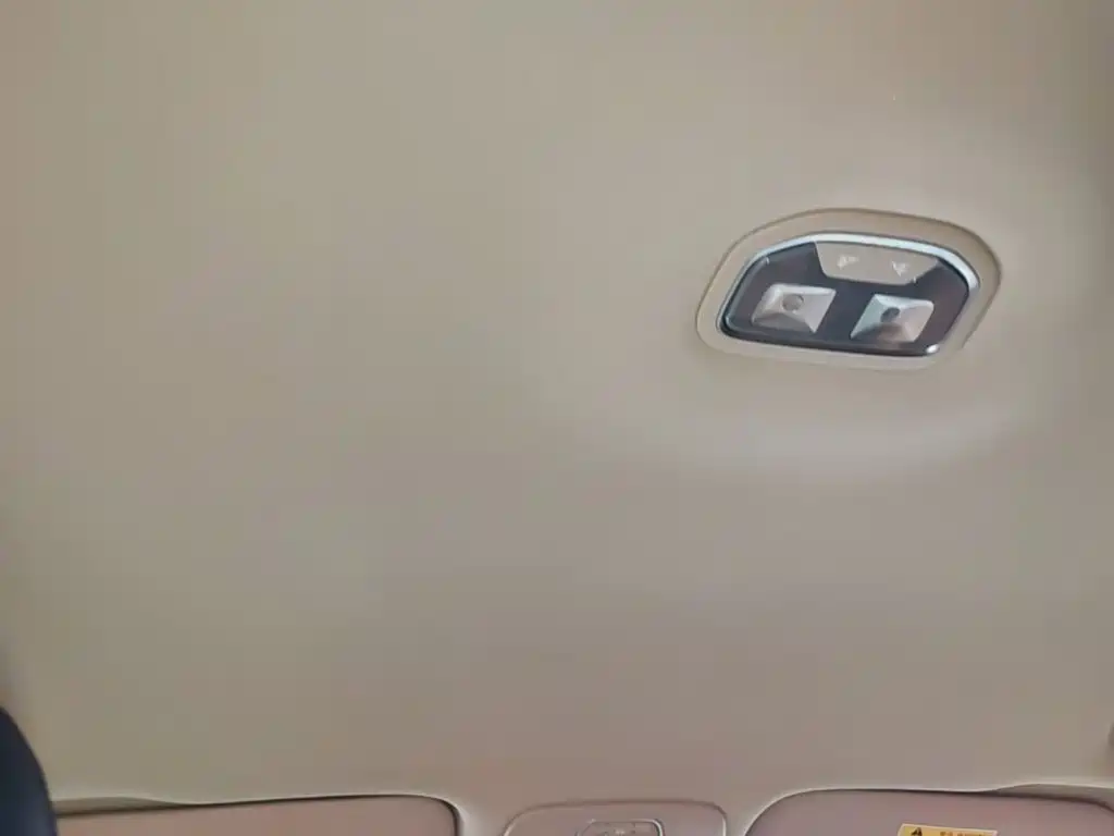 Geely Vision S1 — миниатюра 18