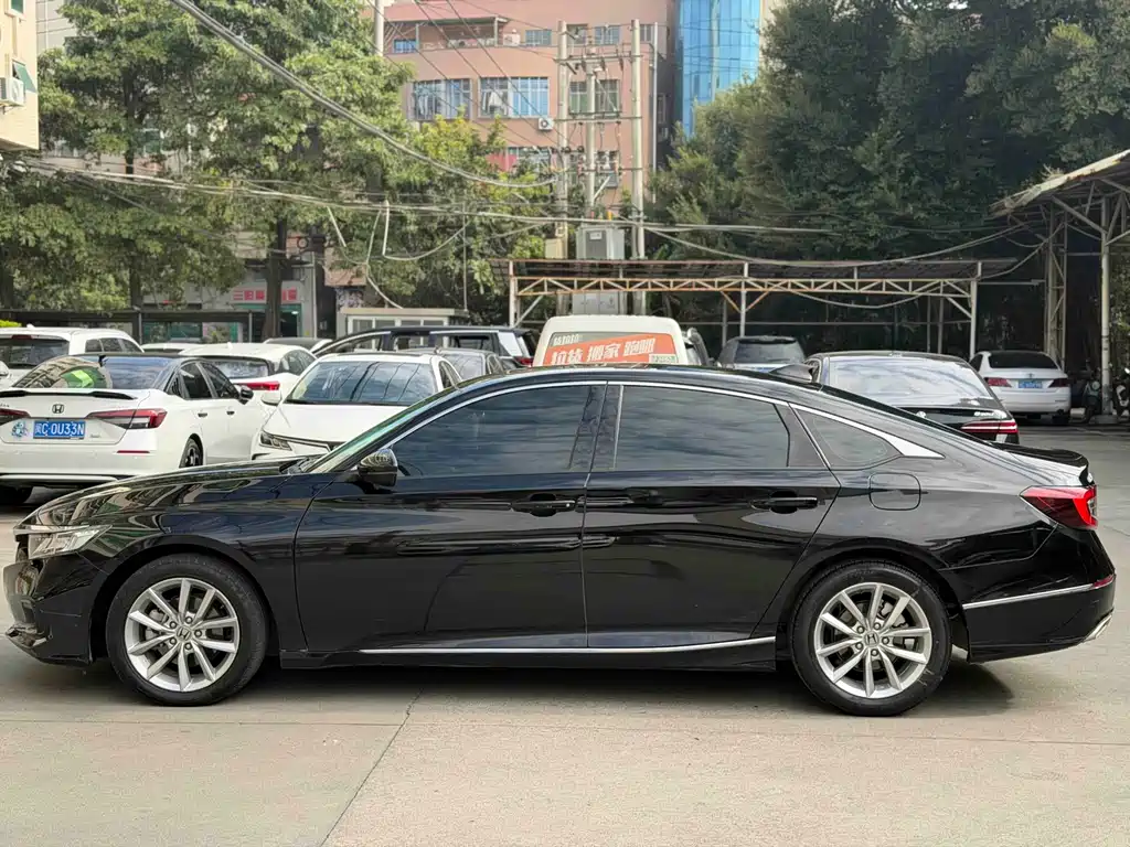 Honda Accord 2022 260TURBO Luxury