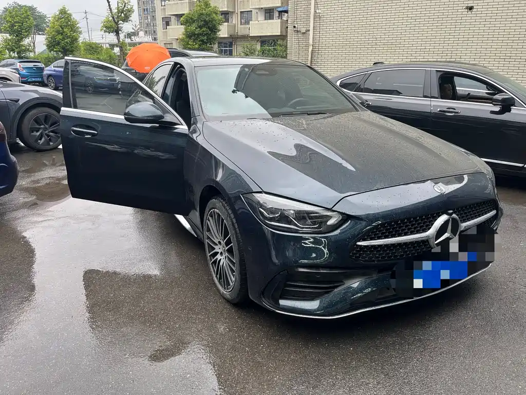 Mercedes-Benz C-Class — миниатюра 3