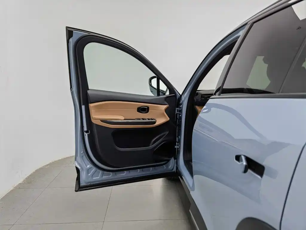 NIO ES6 — миниатюра 8