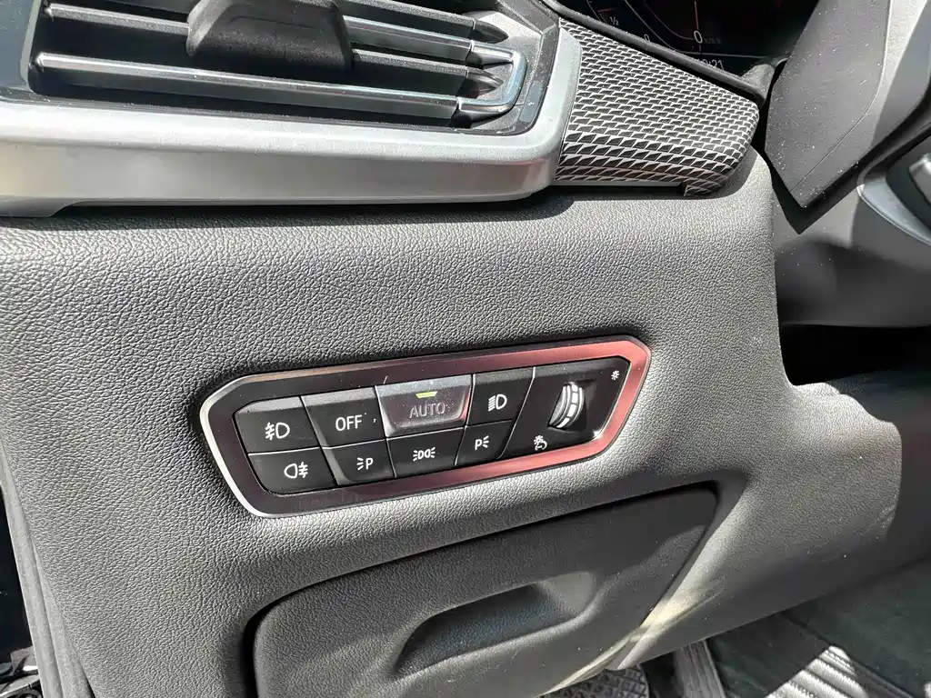 BMW X6 — миниатюра 21