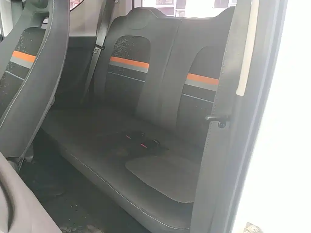 Wuling MINIEV — миниатюра 17