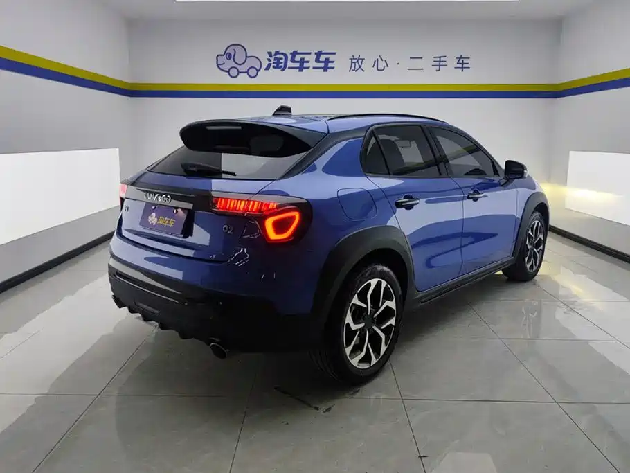 Lynk & Co 02 — миниатюра 3