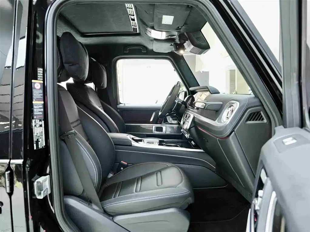 Mercedes-Benz G-Class — миниатюра 12