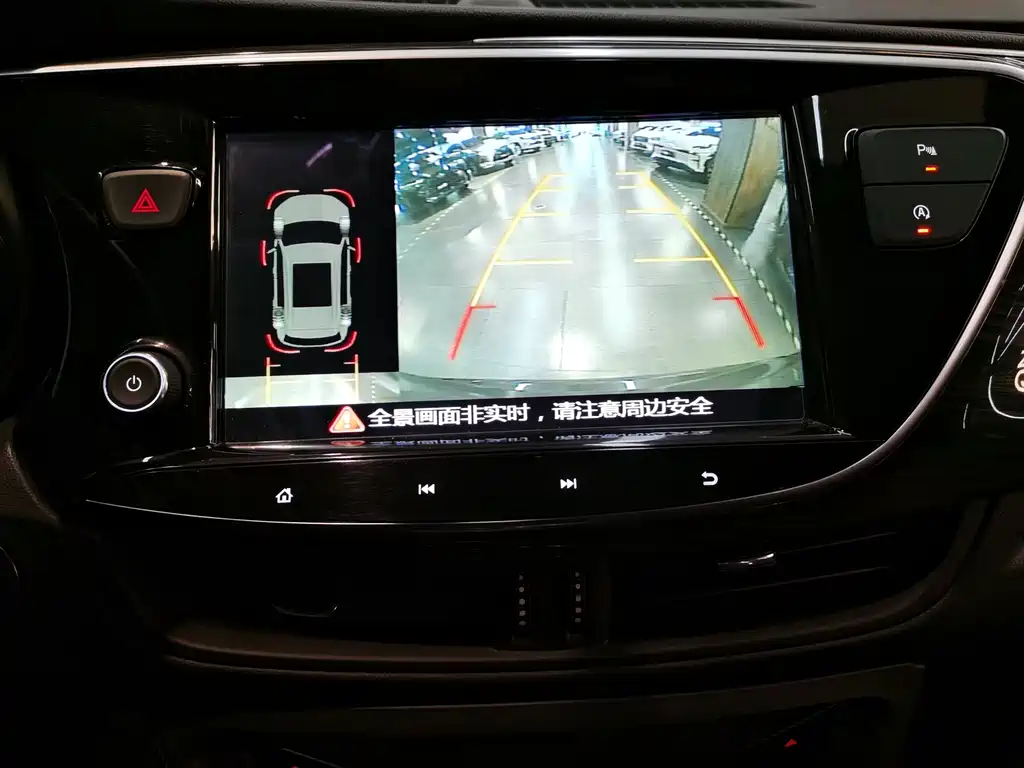 Buick Envision Plus — миниатюра 8