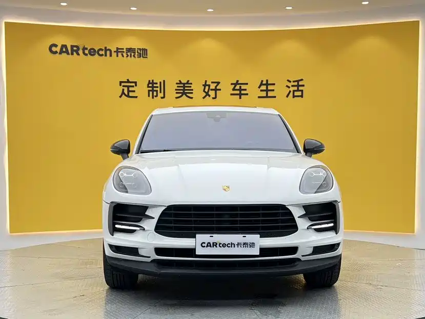 Porsche Macan — миниатюра 3